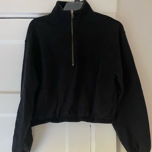 Half zip pullover/black. Women’s size small